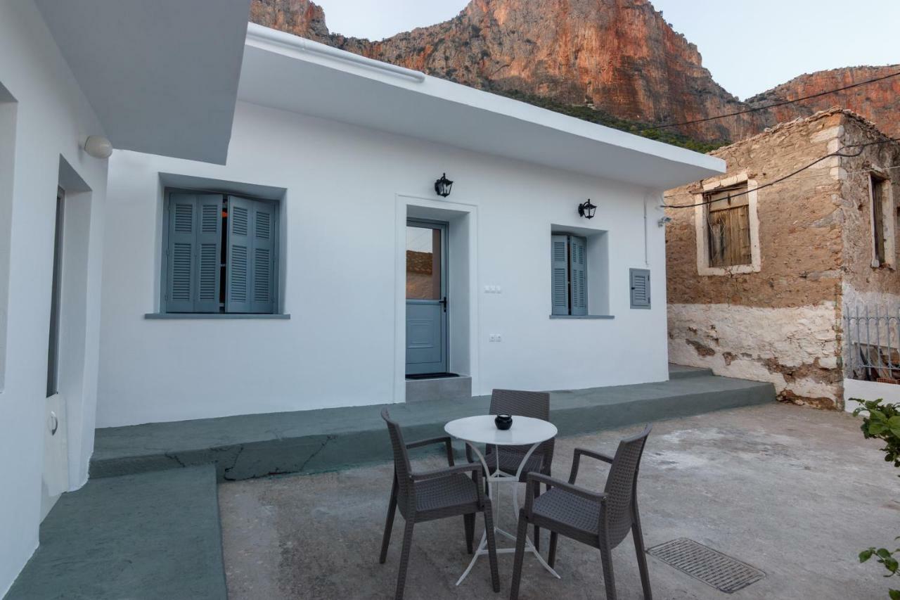 Infinity Apartment Leonídion Exterior foto